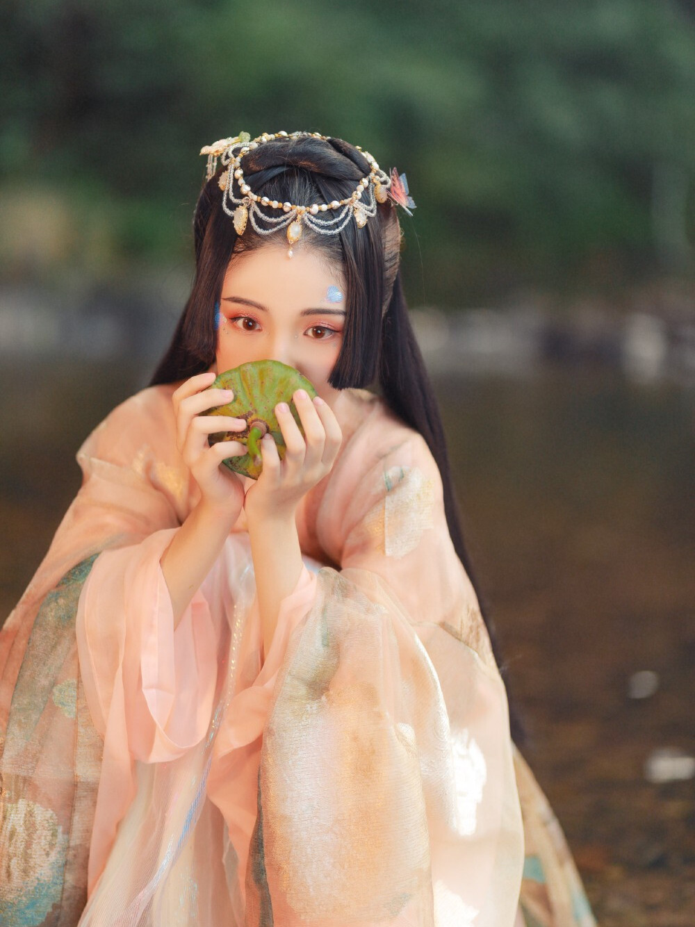 汉服好看为什么流行不起来,汉服那么好看为什么还穿现代装