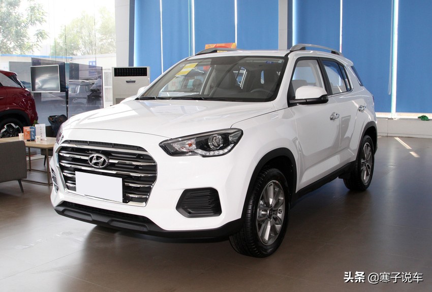 北京现代ix352010款2.4l耗油量,降价2万的现代ix35值不值得入手