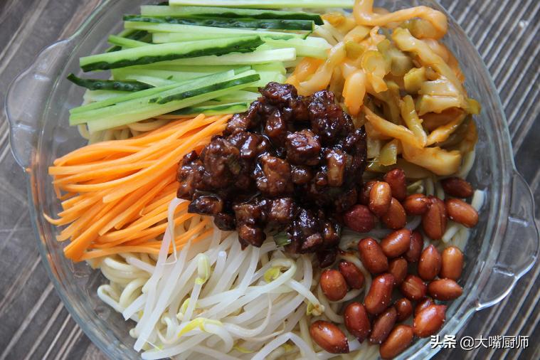 做凉面面条怎么做,做凉面怎么处理面条