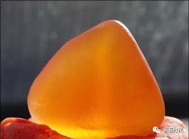 金丝玉怎么鉴别,金丝玉最简单鉴别方法