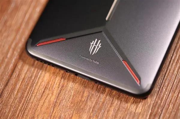 最火的10大手机游戏,目前最火4款手游游戏推荐