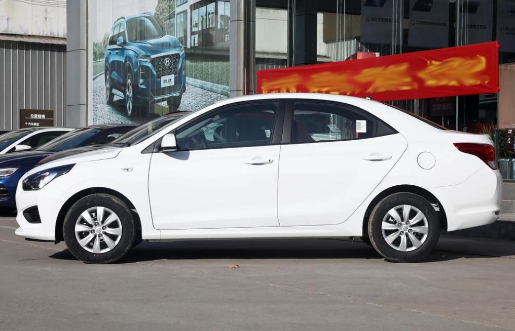 现代瑞纳什么动力,现代瑞纳车省油吗