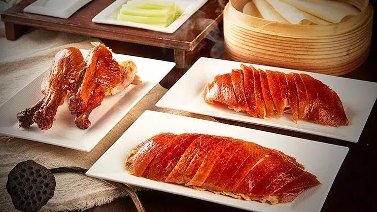 gucci香水线下店专柜赠品,gucci香水30ml送口红小样