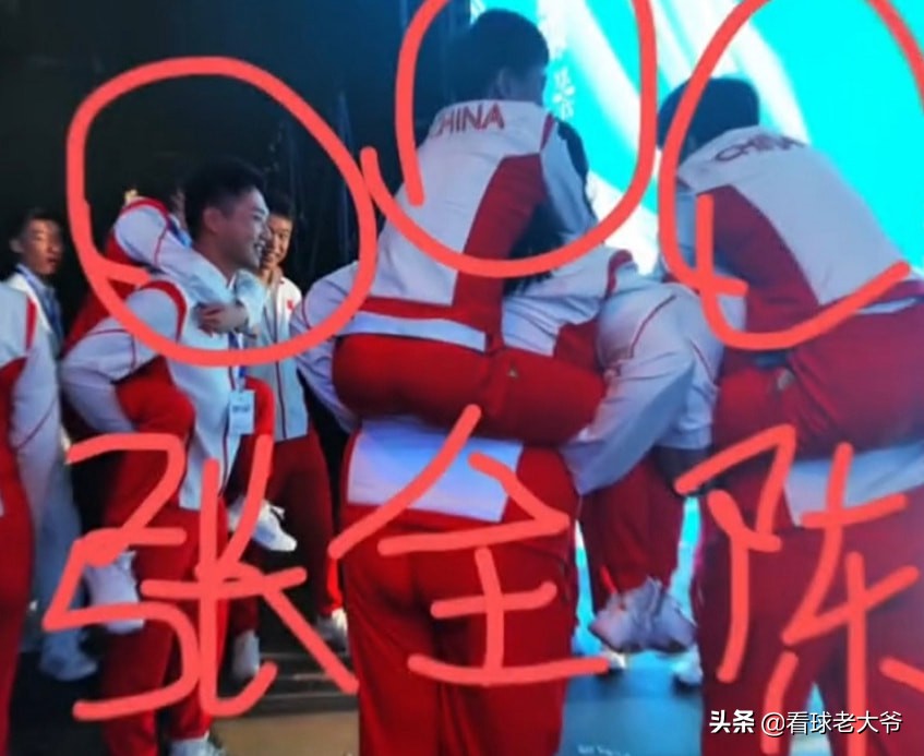 全红婵化身行走的人形挂件,全红婵人形挂件