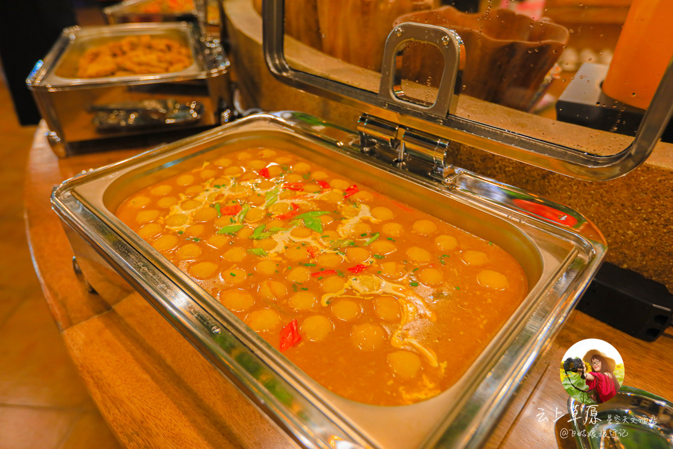 安吉云上草原滑雪场里的酒店,安吉云上草原滑雪场高级雪道索道