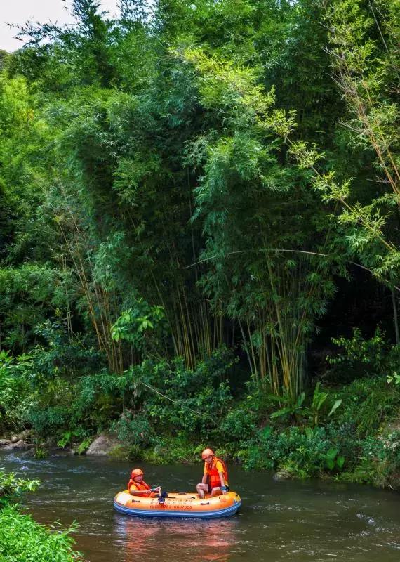 抓住夏日的尾巴来游泳吧,博罗漂流