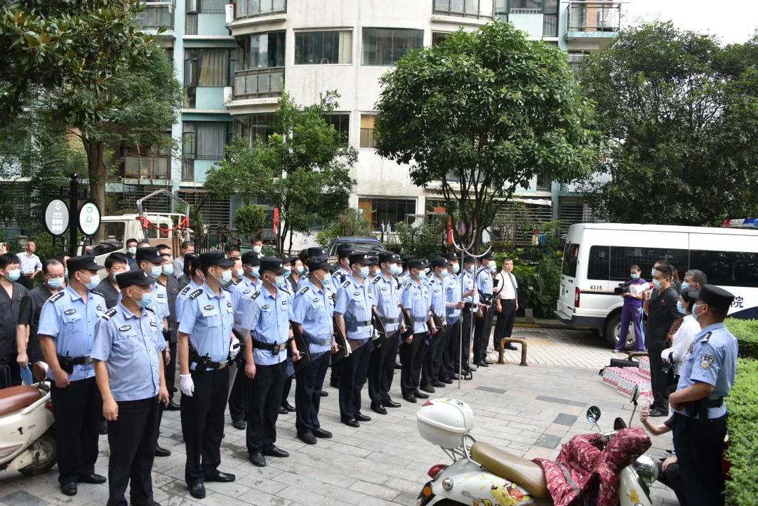 40余名干警，历时7小时!襄阳这一处房屋被强制腾退！