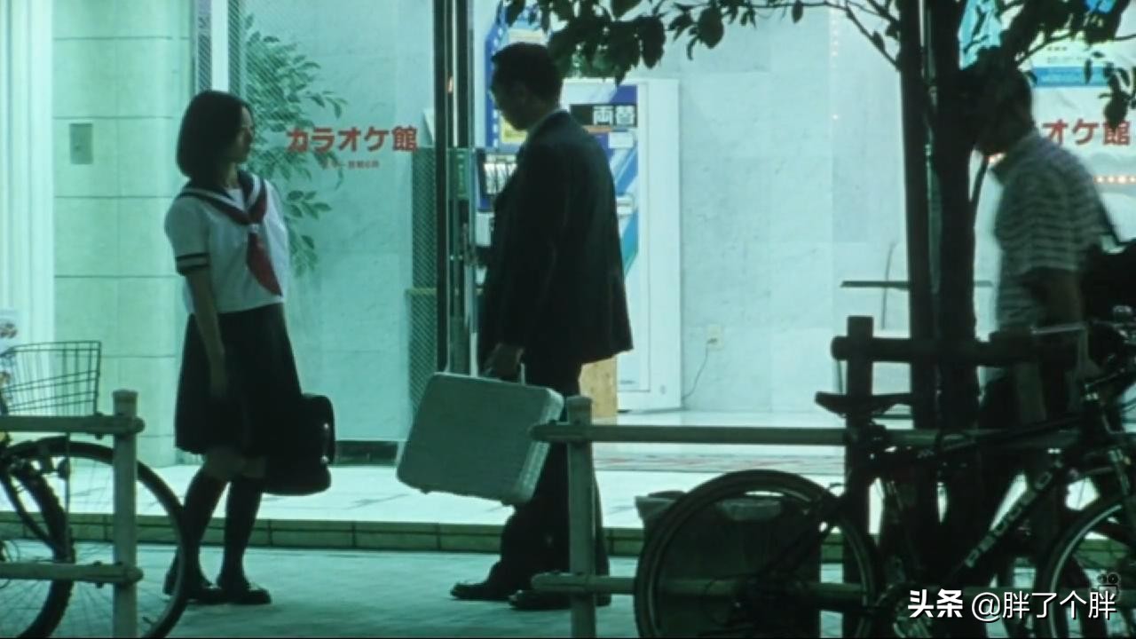 无人知晓：真实事件改编，母亲为和男友同居，抛下四个孩子离去