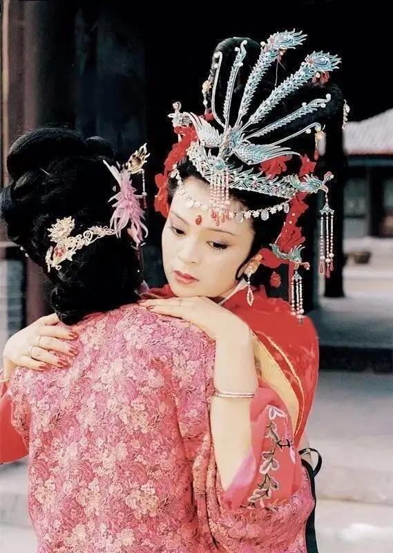 有个糟糕的母亲,如果你有一个不讲理的母亲怎么办