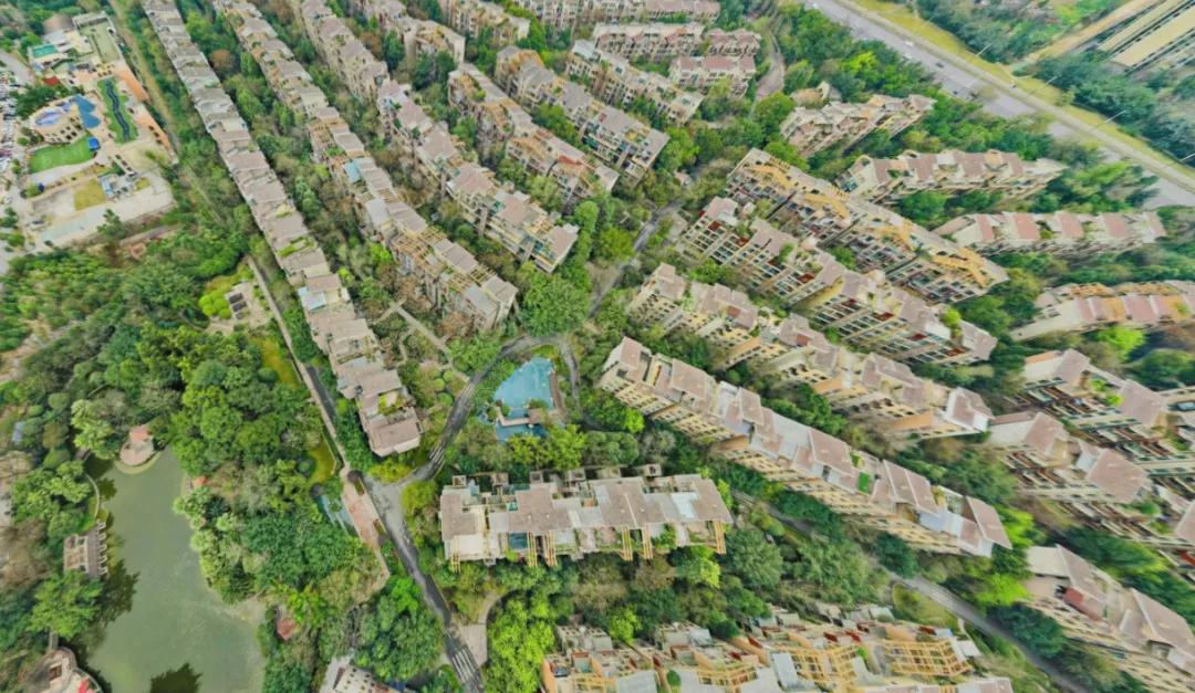 园林和外立面哪个更重要,龙湖园林施工和外立面