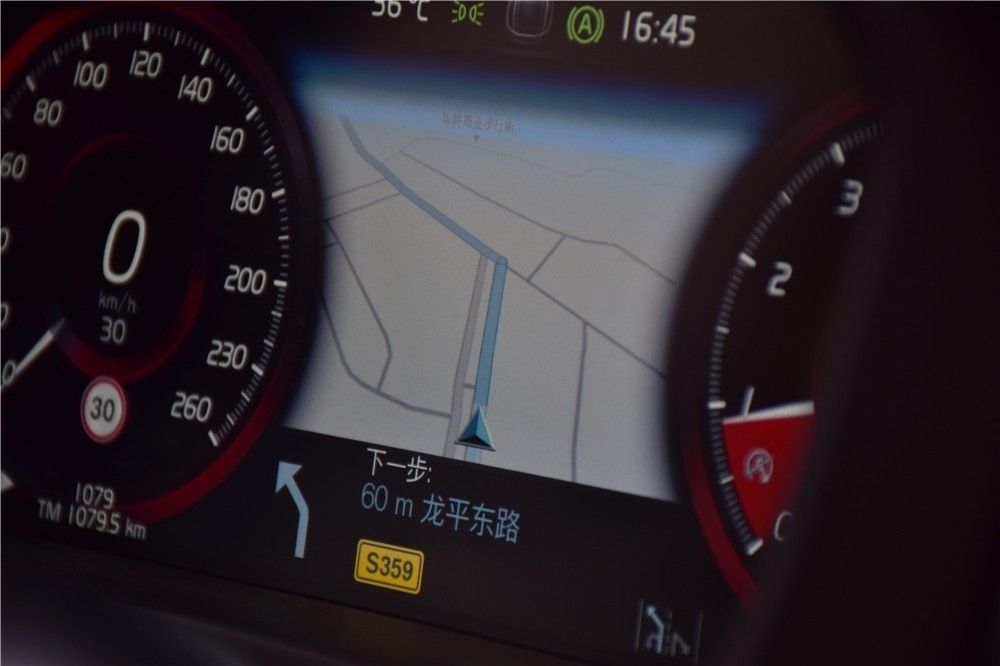 沃尔沃v60试驾,沃尔沃v60山路测试