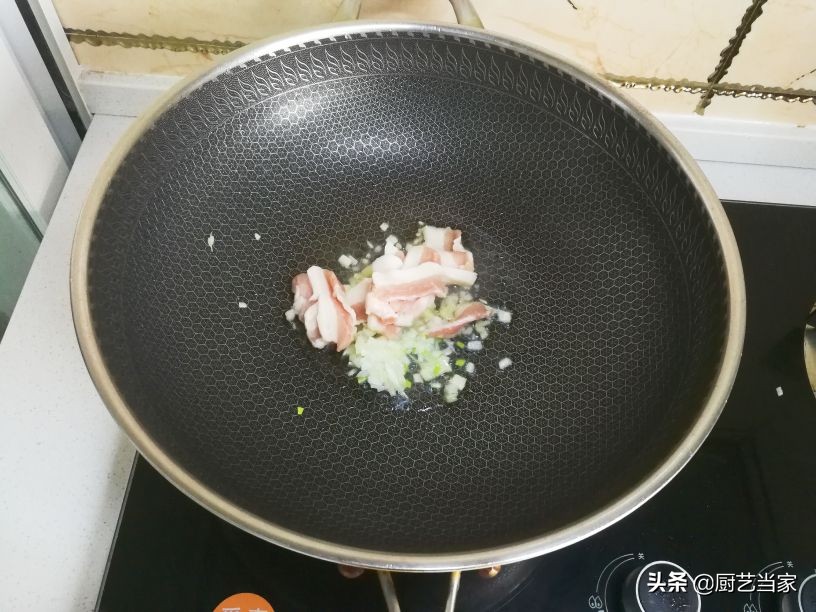 厨师教你做干烧鲅鱼的视频,厨师烹饪技巧大全集