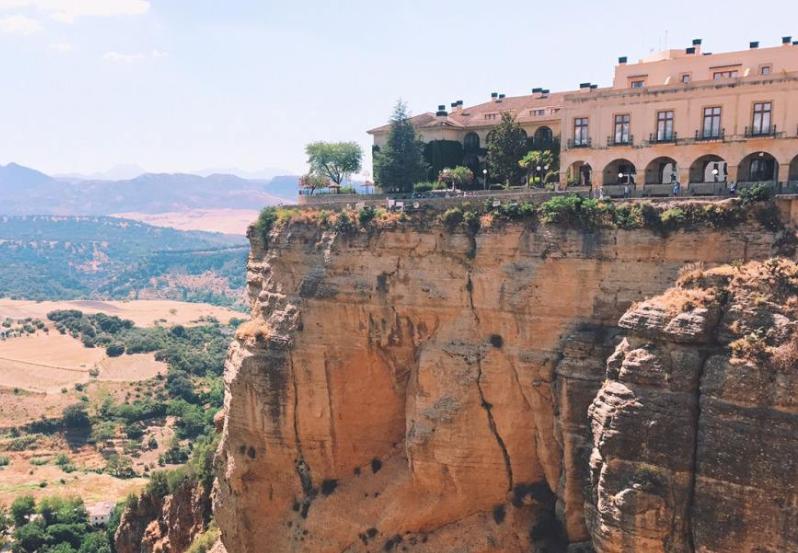 西班牙最漂亮的乡村小镇,浪漫的西班牙风情小镇