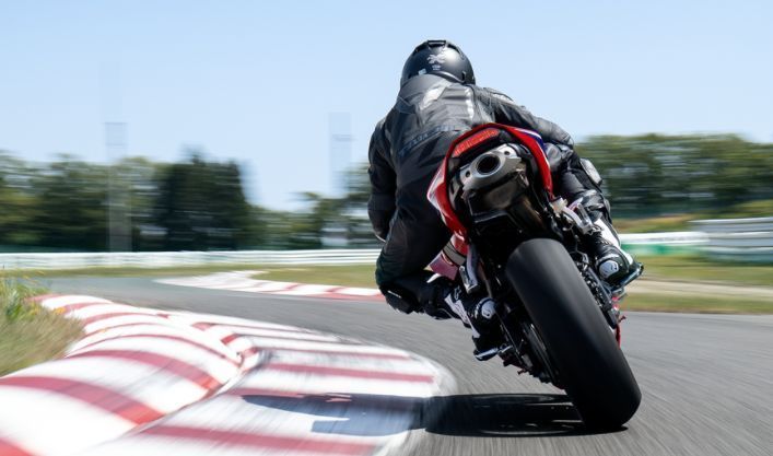 本田cbr600rr2024年能进中国大贸吗,本田cbr600rr中国能上牌吗