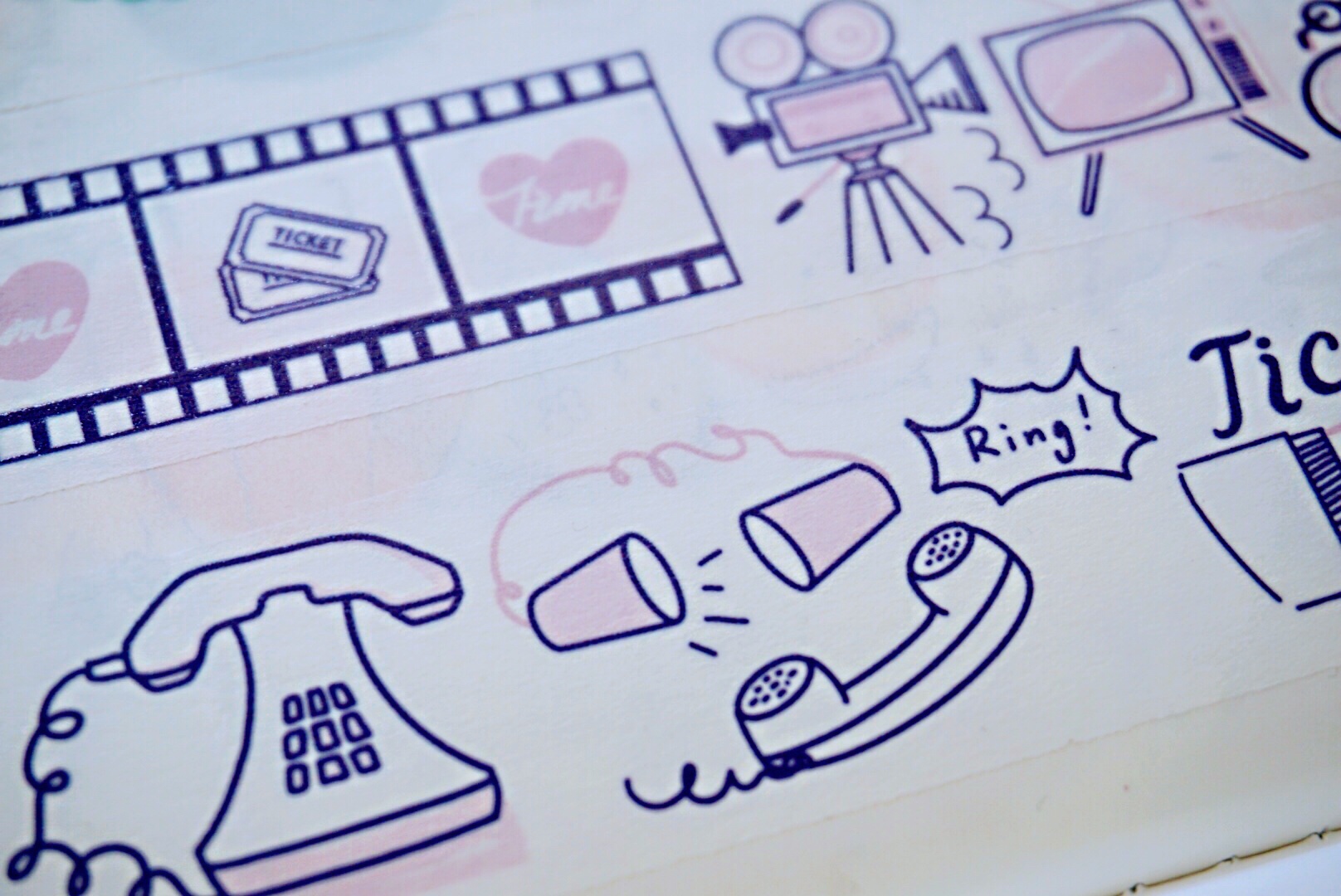 炎炎夏日里，做手帐就该用蓝色系胶带，先给你们看看我的蓝色胶带