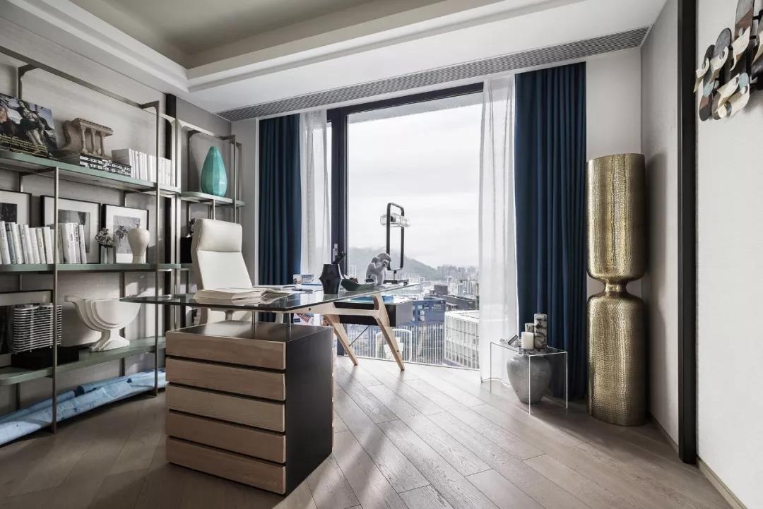 在云端的别墅,活在云端