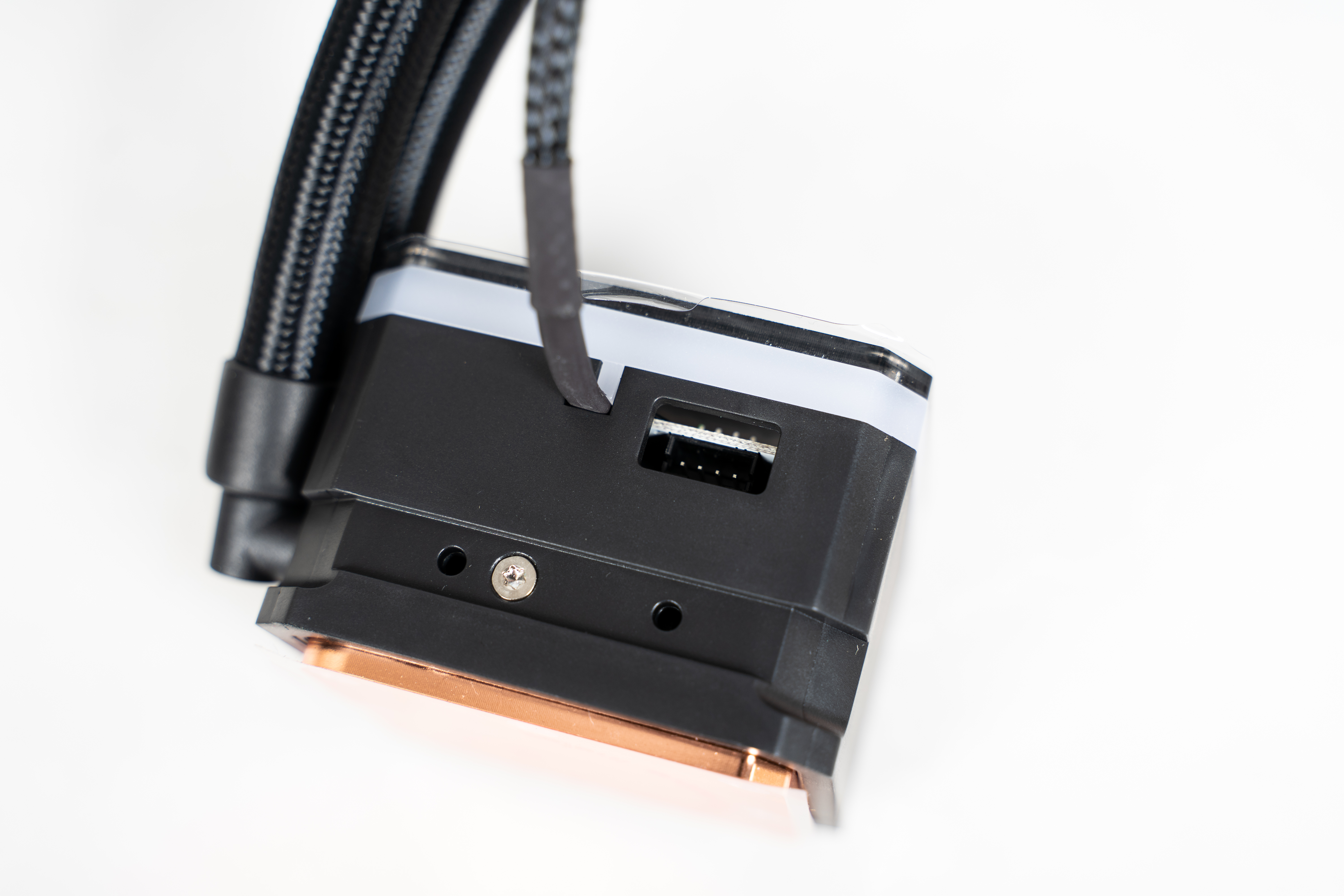 无显卡主机可以装显卡吗,无显卡主机自己怎么装显卡