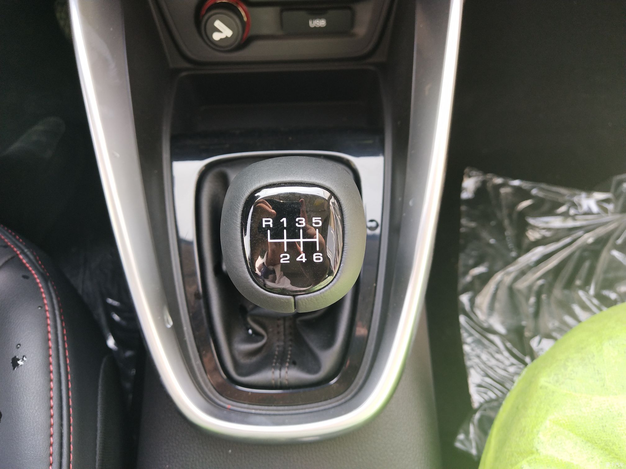 90后小伙喜提保时捷车,小伙喜提510