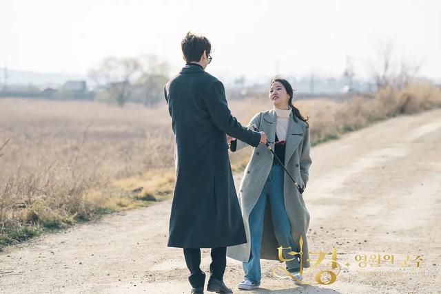 鬼怪金高银同款帆布鞋,金高银同款帆布鞋