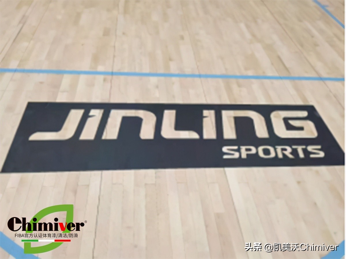 体育木地板抛光,体育木地板翻新羽毛球馆