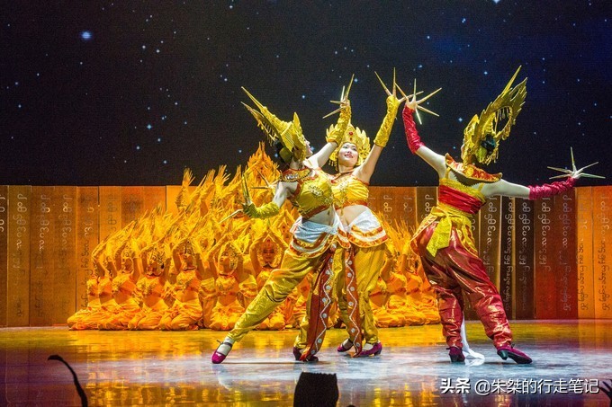 西双版纳泼水节攻略,西双版纳傣族泼水节和广西泼水节