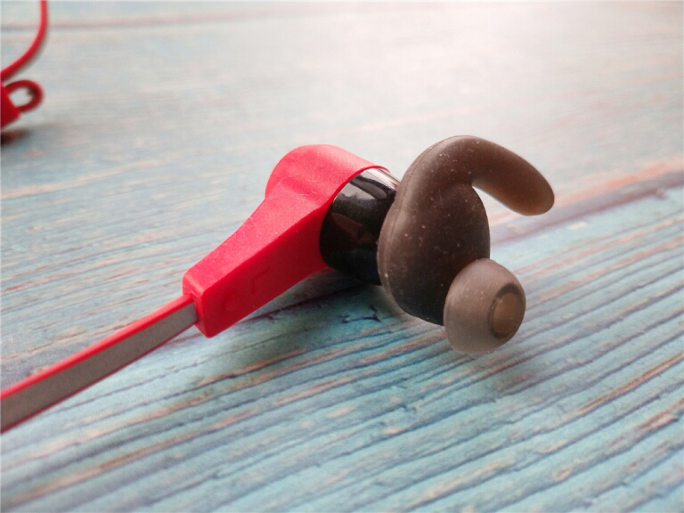 jeet对比qcy,jeet和铁三角哪个好