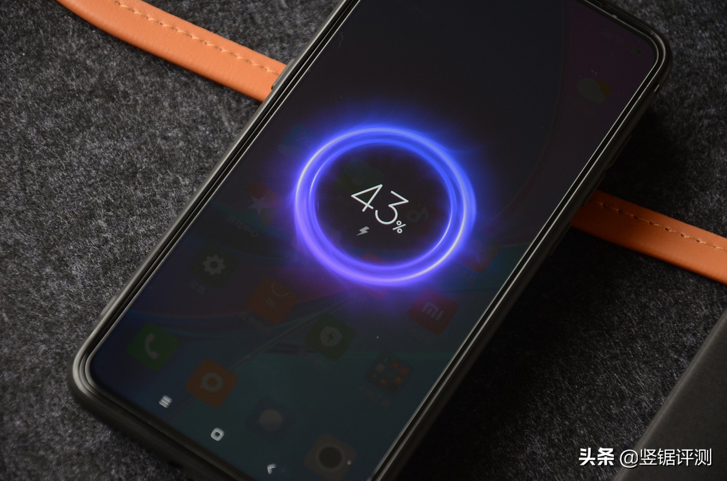 小米无线充电宝10000毫安30瓦,小米无线充电宝值得买吗