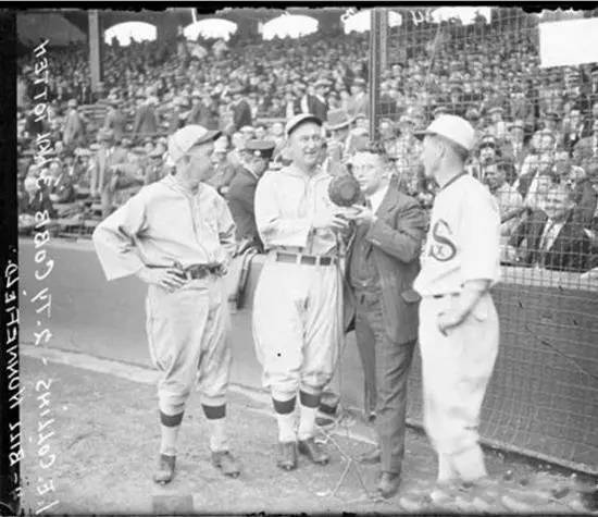 麦克风的各种种类,麦克风变化史