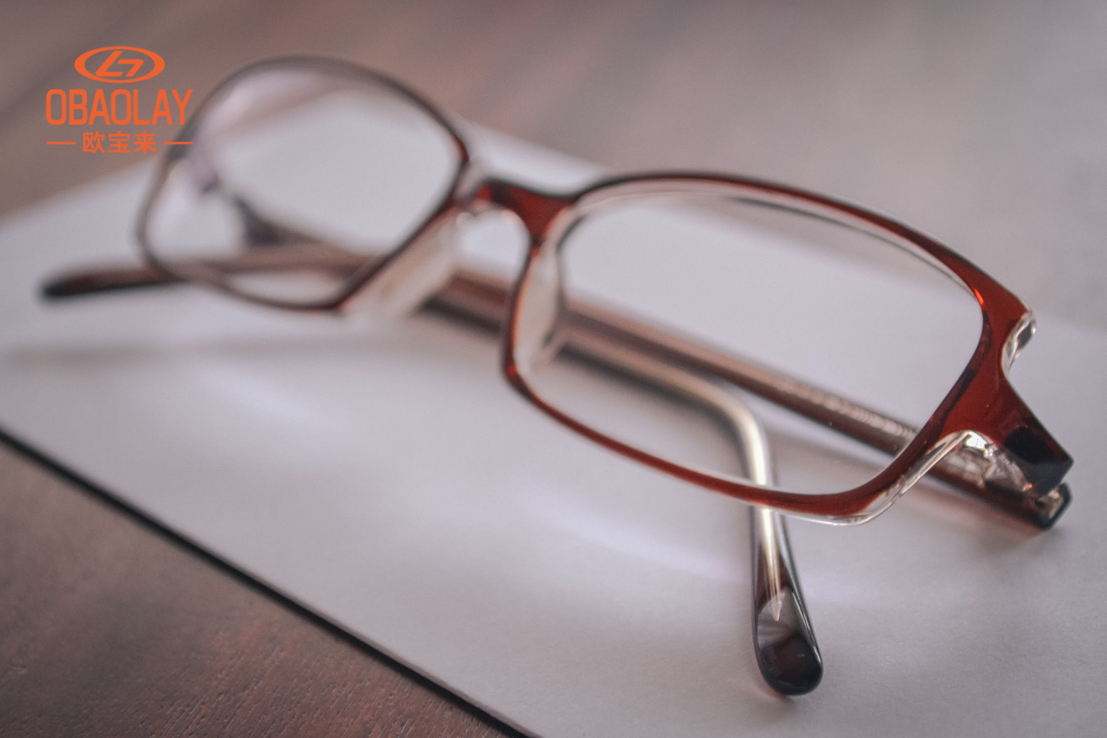 各种眼镜品牌的介绍,市面上所有眼镜框品牌