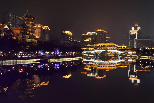 “既丽且崇”的成都新地标，带你走进锦江的望江楼