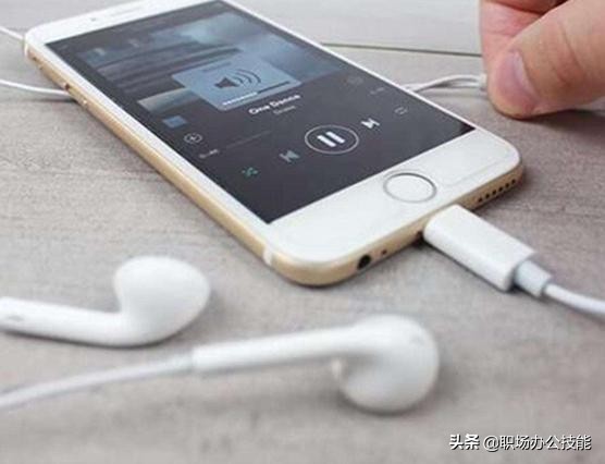 为什么iphone的耳机那么贵,iphone的耳机为什么这么贵