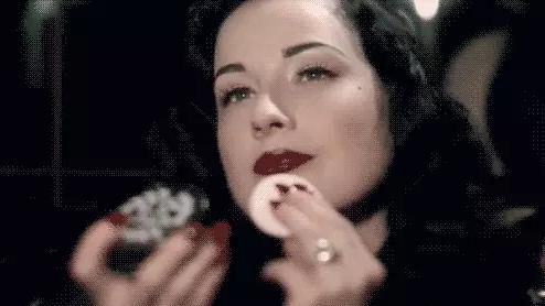 快拿小本本记起来的图片,记住这个口诀选护肤品不亏