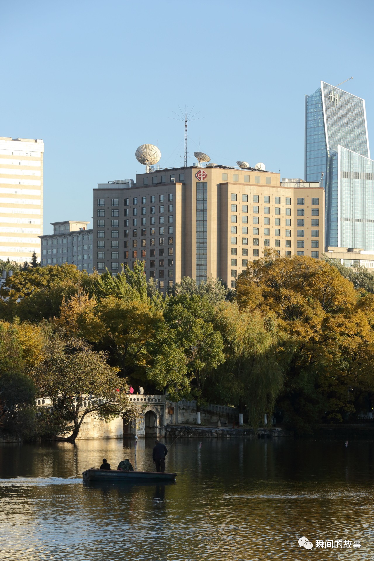 昆明旅游攻略大学,旅行云南昆明翠湖旁的云南大学