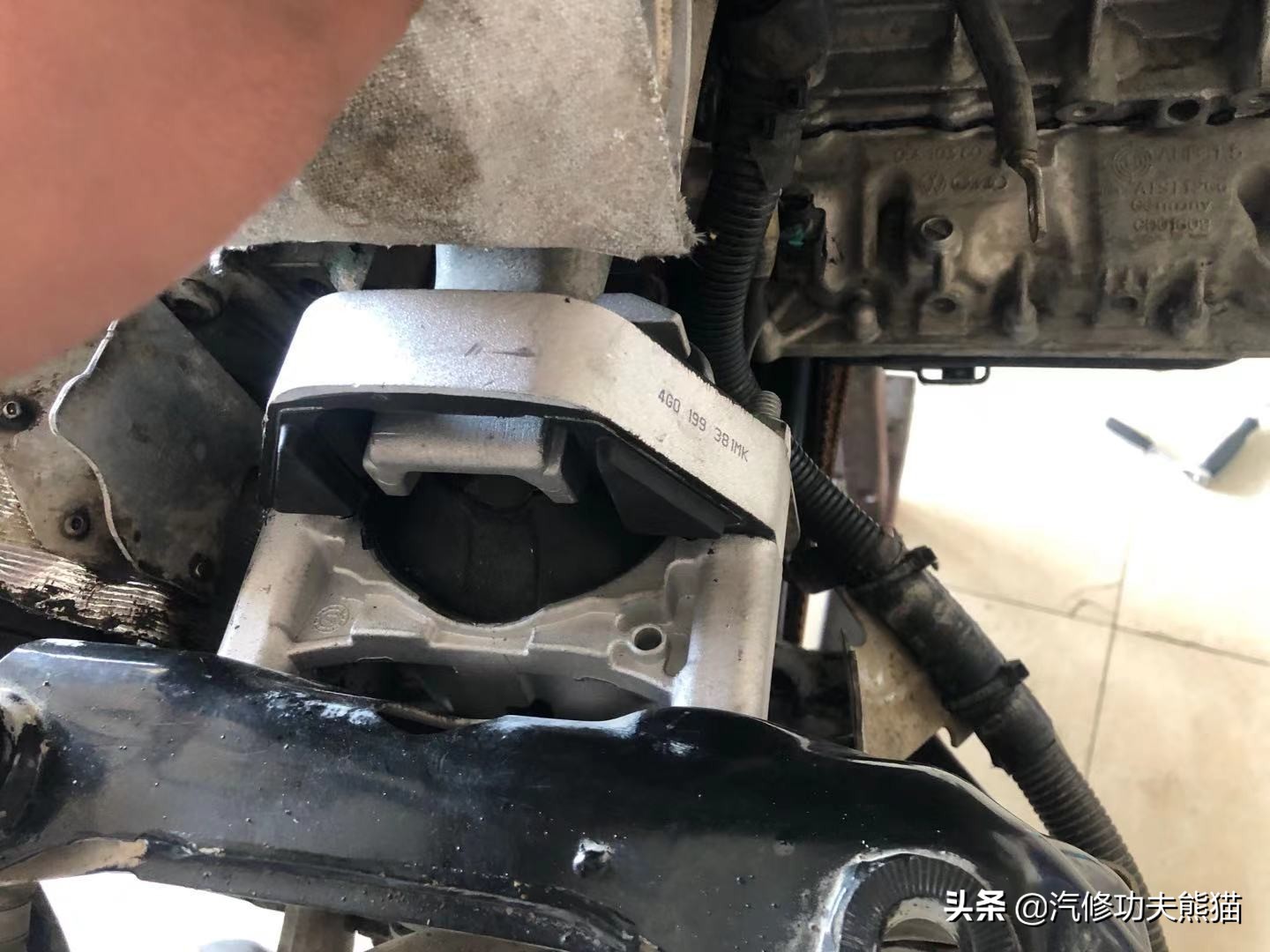 为什么都说奥迪a6l烧机油,奥迪a6l2.4烧机油原因分析