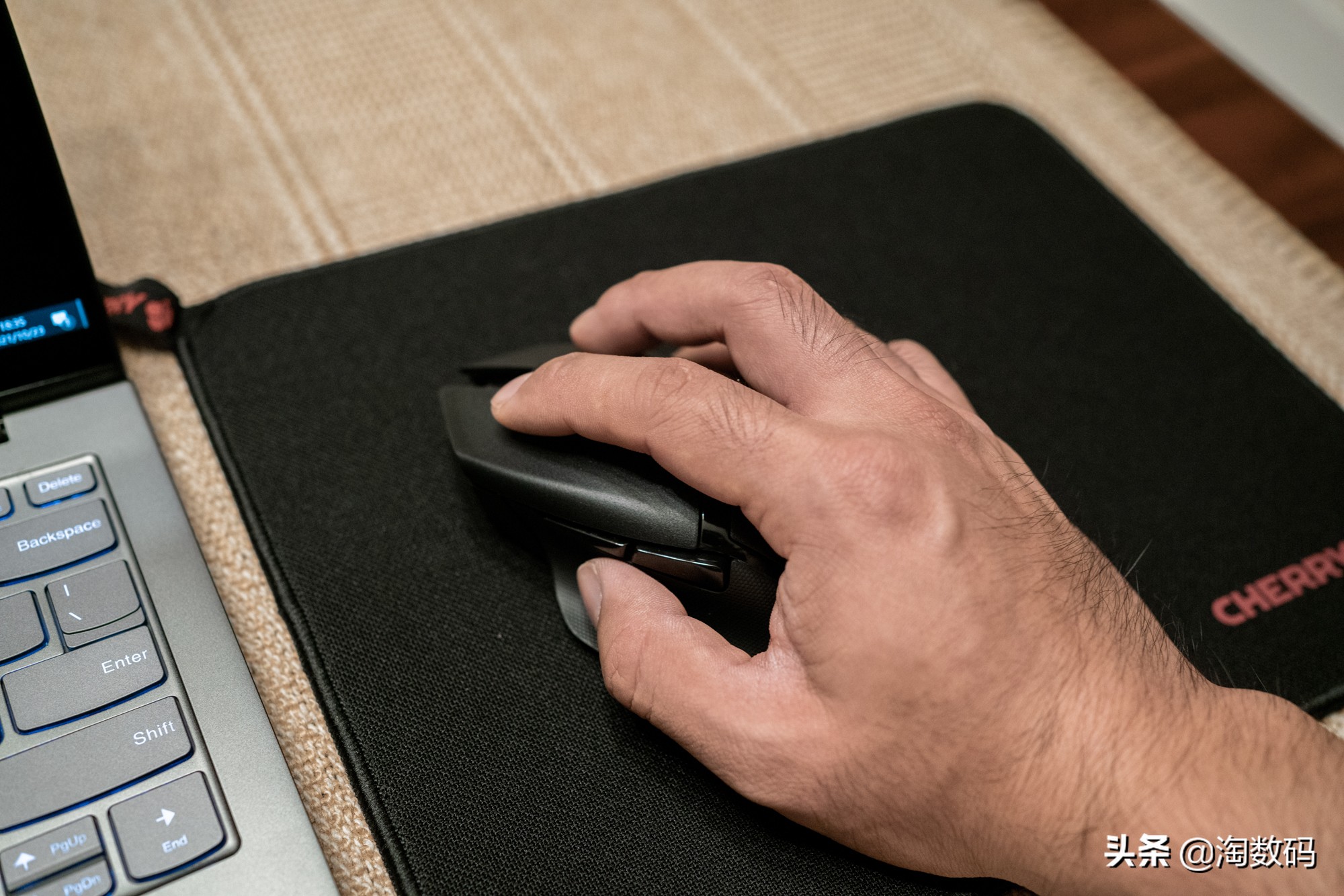 双模鼠标推荐100-200高性价比,入门双模鼠标