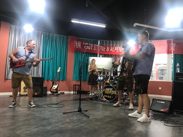 方克鼓校高港校区古筝报名多少钱,泰州高港方克鼓