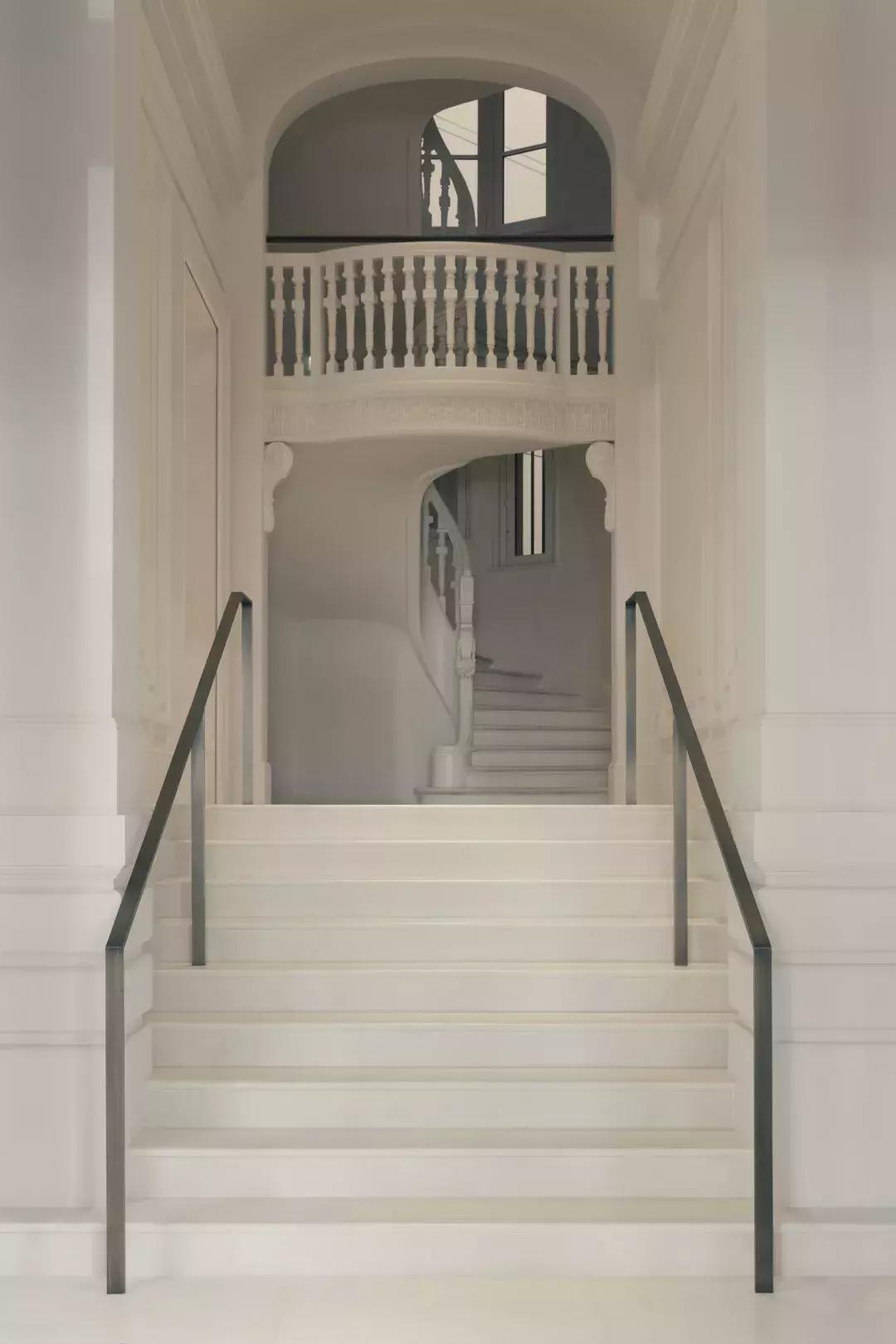 之禾首家全球旗舰店在巴黎揭幕，中式极简主义能征服法式浪漫吗？