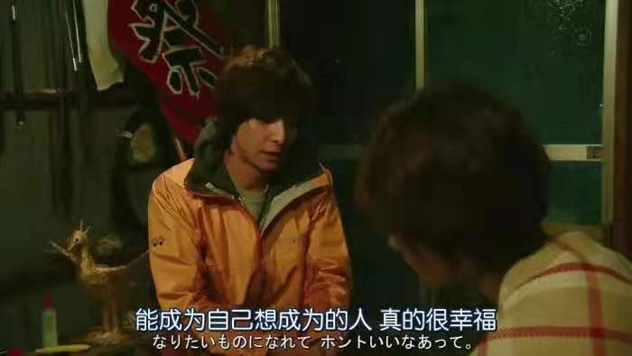 背着品牌包包,背一个上档次的包包有什么好处