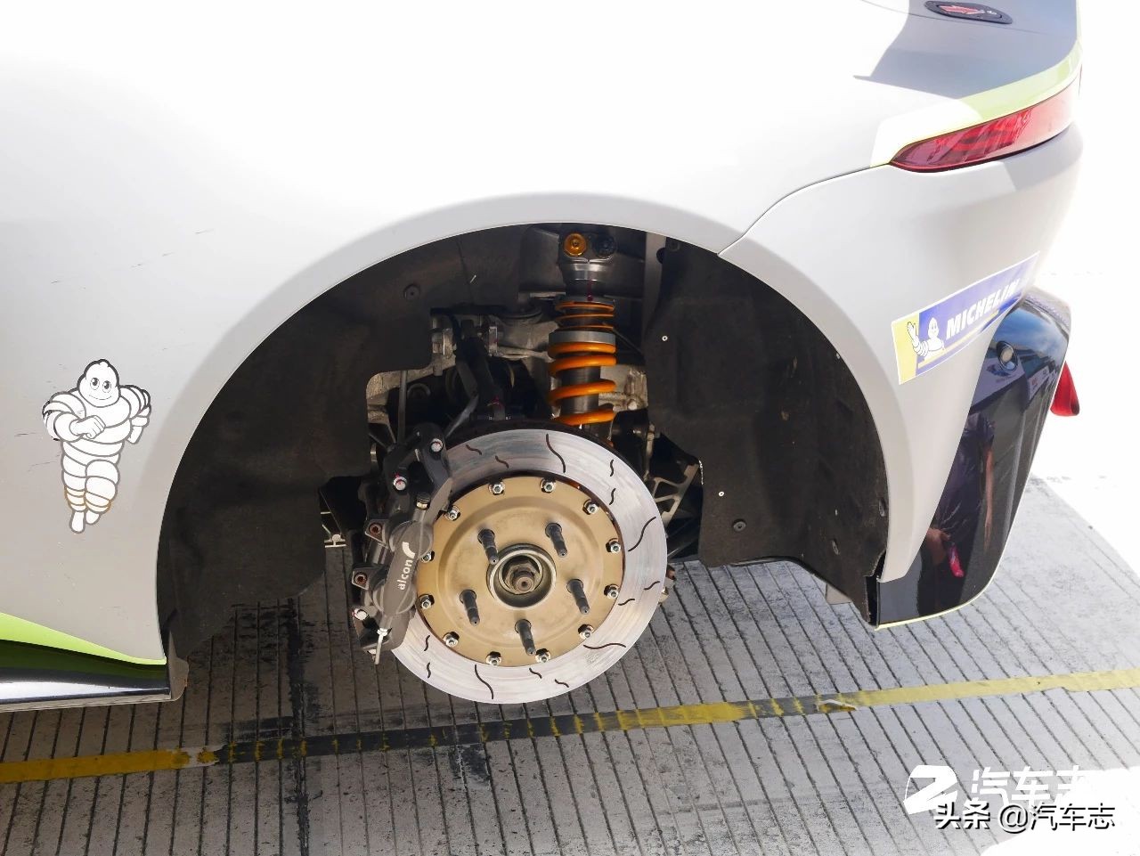 韩寒是什么级别的赛车手,韩寒是怎么成为赛车手的