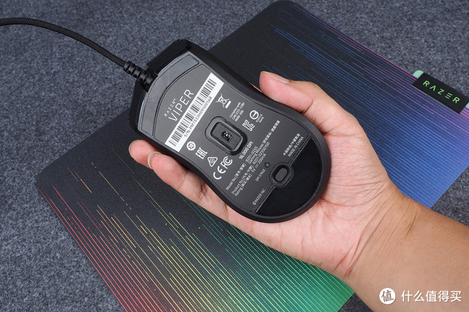 雷蛇鼠标蝰蛇标准版评测,雷蛇鼠标毒蝰测评
