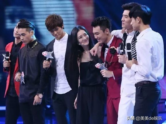 又一对剧组情侣,否认三连,男友被谢娜带进圈