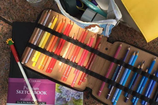 彩铅笔怎么选,初学者彩铅笔应该怎么选