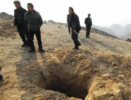 ​“要想富挖古墓”？民族罪人，任何恶毒语言形容盗墓贼都不为过