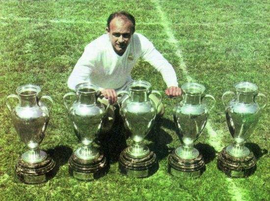 皇马队史十大球星图片,皇马七大巨星时期阵容对阵图