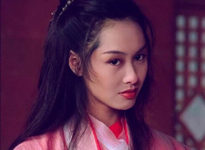 D站《女神大会》总决赛落幕,高圆圆一年两度封神,寡姐第三