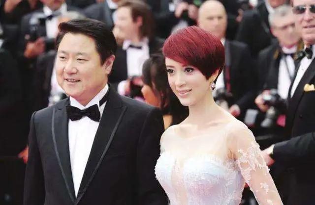 田朴珺万科王石完整版,王石妻子田朴珺