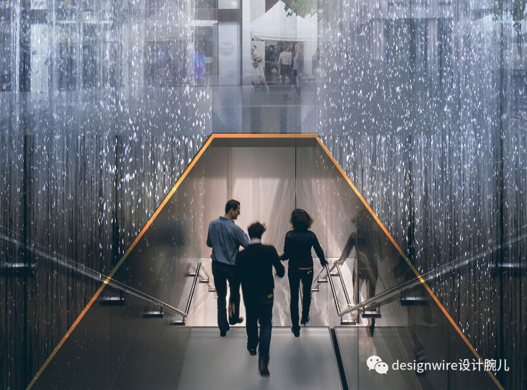 全球第一家苹果水上直营店在哪里,全球第一水上零售店