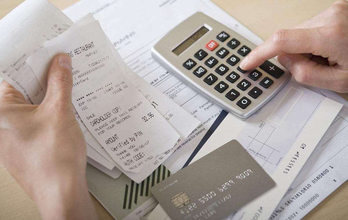 手机支付时代，还用办信用卡吗？