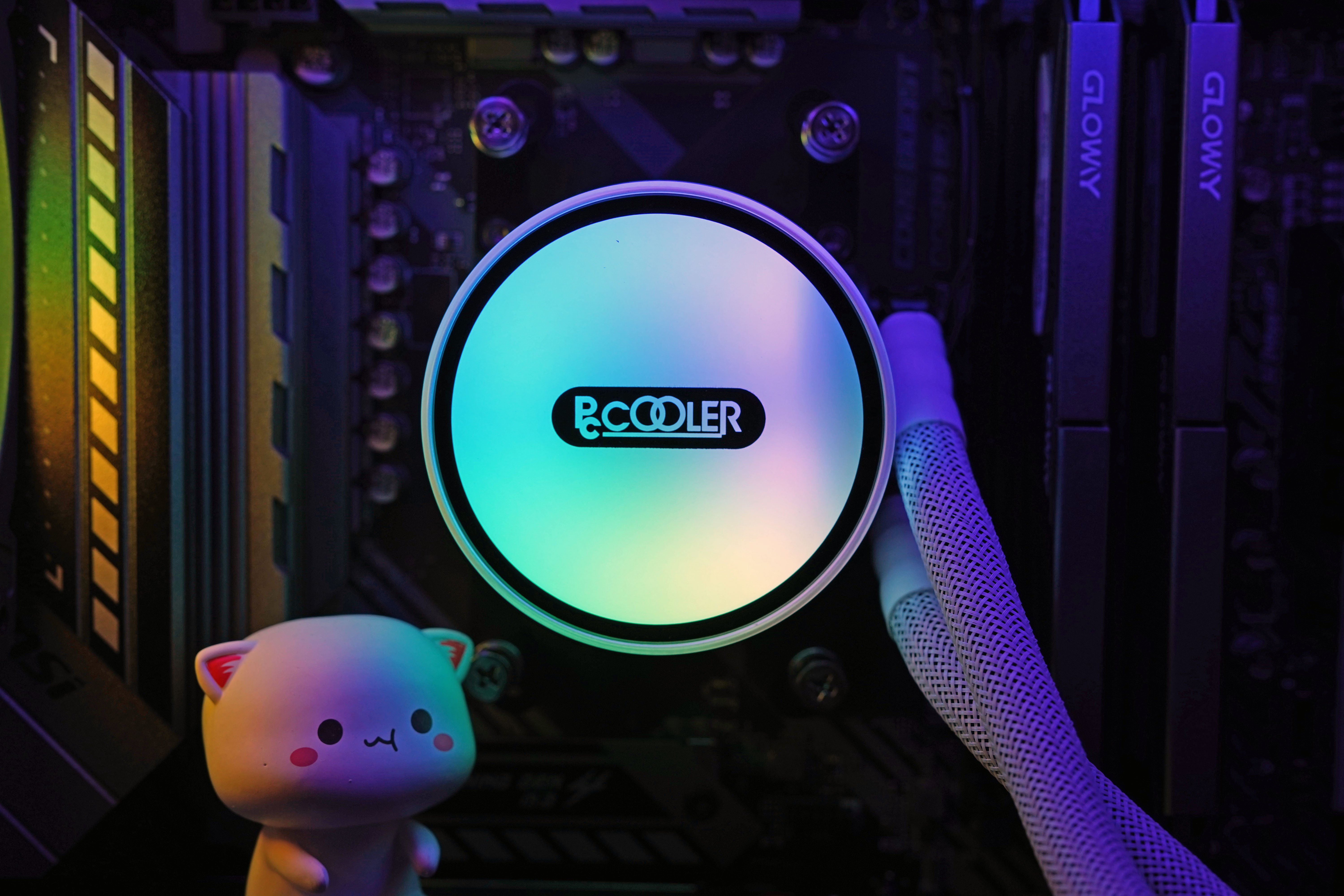 超频三白色光域机箱散热怎么样,超频3光愈2机箱测评