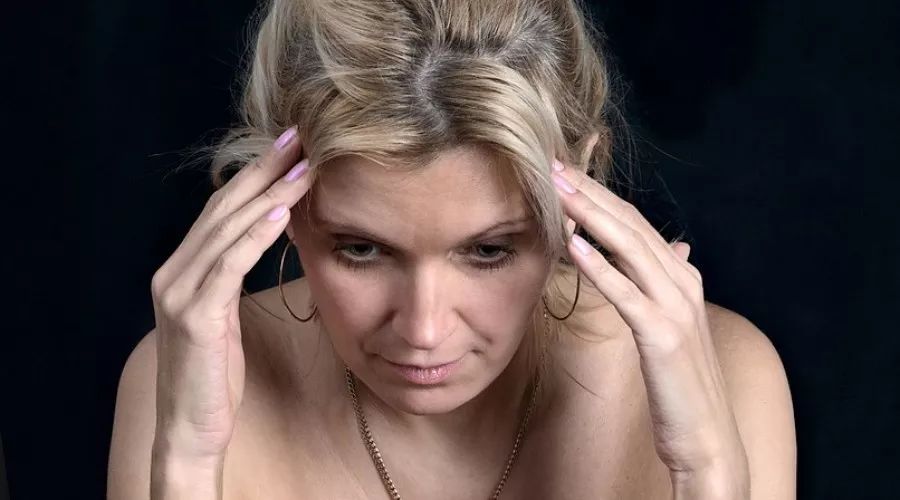 产后头痛怎么办最快最有效,产后头痛是怎么缓解